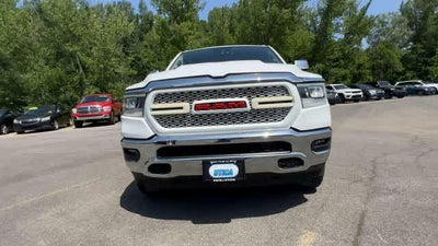 2021 RAM 1500 Laramie Crew Cab 4x4 5'7' Box
