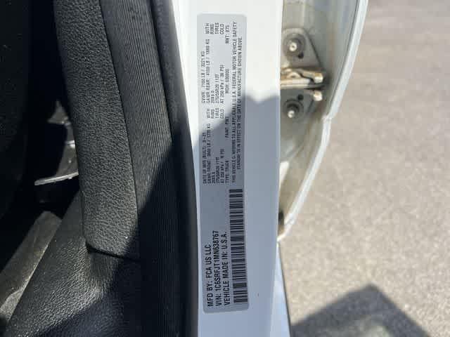 2021 RAM 1500 Laramie Crew Cab 4x4 5'7' Box