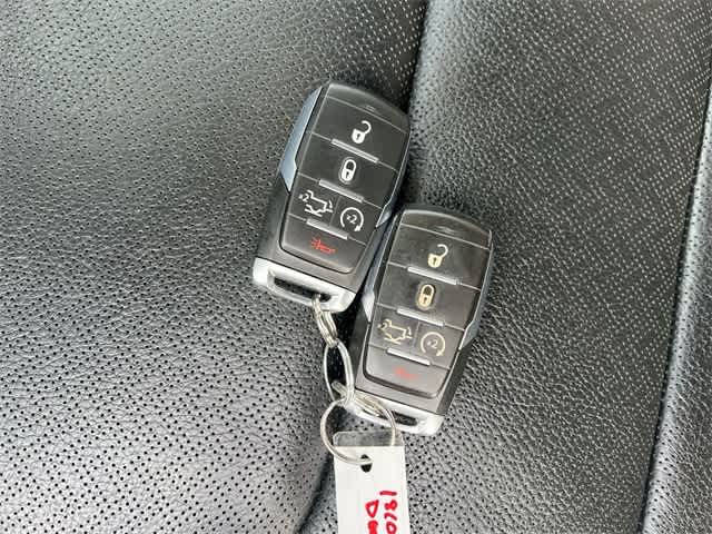 2023 RAM 1500 Laramie Crew Cab 4x4 5'7' Box