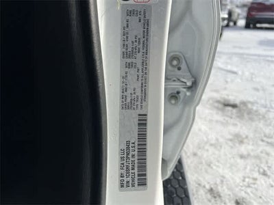 2023 RAM 1500 Laramie Crew Cab 4x4 5'7' Box