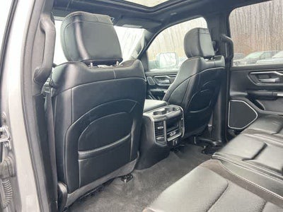 2023 RAM 1500 Laramie Crew Cab 4x4 5'7' Box