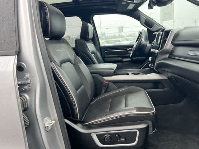 2023 RAM 1500 Laramie Crew Cab 4x4 5'7' Box