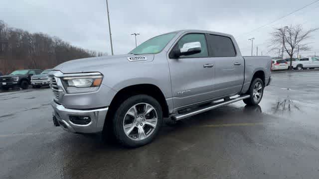 2023 RAM 1500 Laramie Crew Cab 4x4 5'7' Box