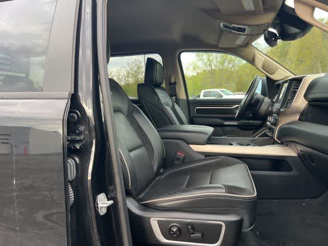 2021 RAM 1500 Laramie Crew Cab 4x4 6'4' Box