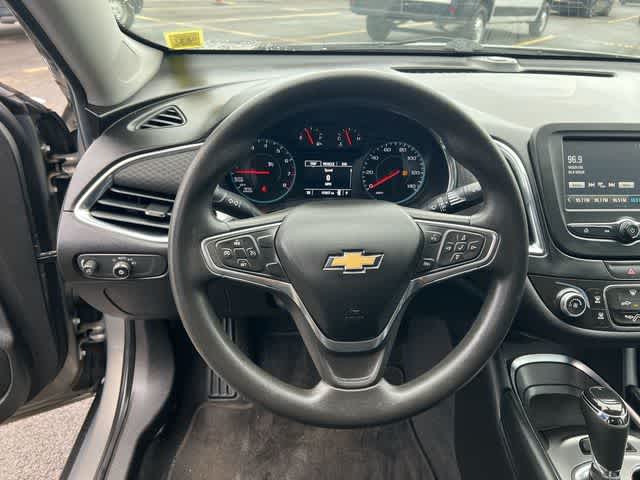 2017 Chevrolet Malibu 1LT