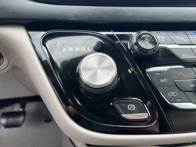 2019 Chrysler Pacifica Touring L Plus