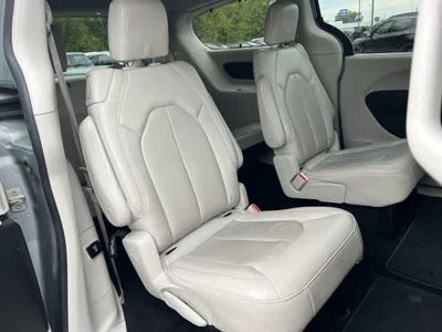 2019 Chrysler Pacifica Touring L Plus