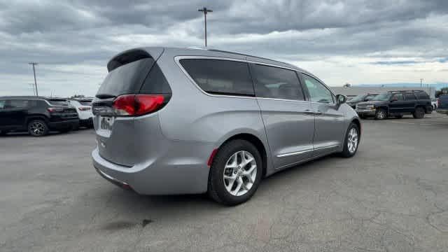2019 Chrysler Pacifica Touring L Plus