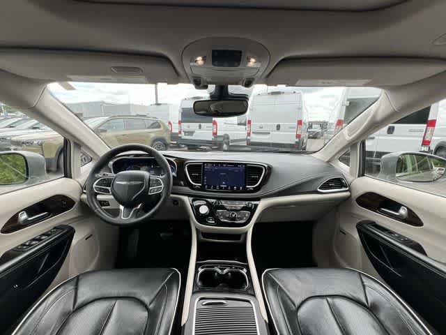 2022 Chrysler Pacifica Hybrid Limited