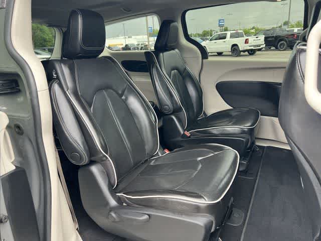 2022 Chrysler Pacifica Hybrid Limited