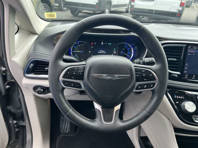 2022 Chrysler Pacifica Hybrid Limited