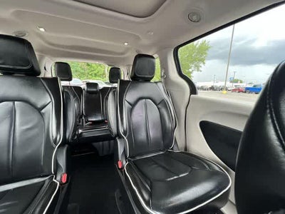 2022 Chrysler Pacifica Hybrid Limited