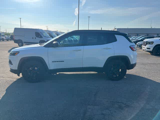 2023 Jeep Compass Altitude