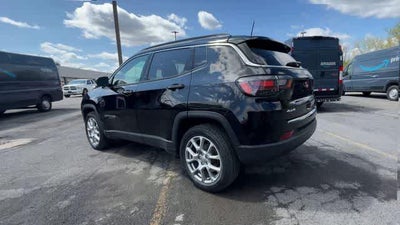 2022 Jeep Compass Latitude Lux 4x4