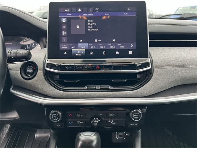 2022 Jeep Compass Latitude Lux 4x4