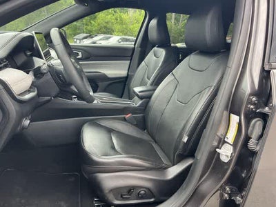 2023 Jeep Compass Latitude Lux FWD