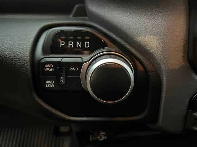 2020 RAM 2500 Tradesman Crew Cab 4x4 6'4' Box
