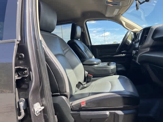 2019 RAM 2500 Tradesman Crew Cab 4x4 6'4' Box
