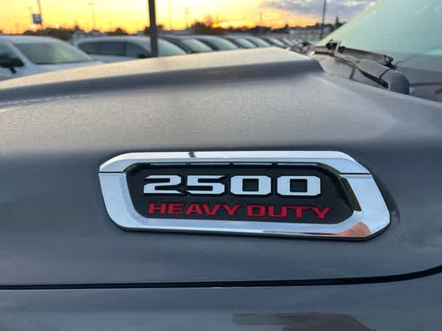 2019 RAM 2500 Tradesman Crew Cab 4x4 6'4' Box