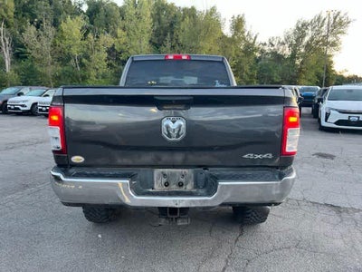 2019 RAM 2500 Tradesman Crew Cab 4x4 6'4' Box