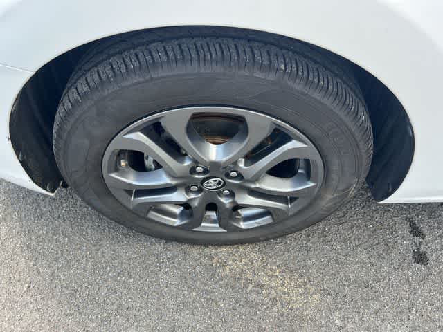 2020 Toyota Yaris LE