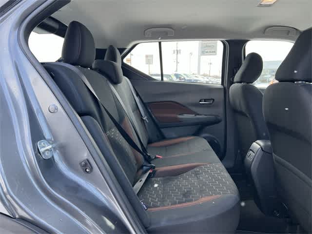 2024 Nissan Kicks SR Xtronic CVT