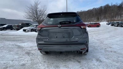 2024 Nissan Kicks SR Xtronic CVT