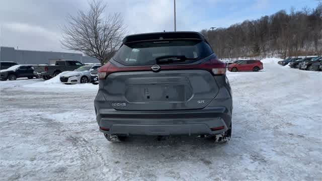 2024 Nissan Kicks SR Xtronic CVT