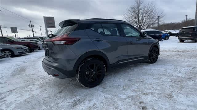 2024 Nissan Kicks SR Xtronic CVT