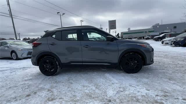 2024 Nissan Kicks SR Xtronic CVT