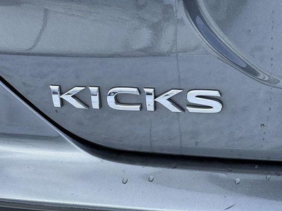 2024 Nissan Kicks SR Xtronic CVT