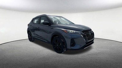 2024 Nissan Kicks SR Xtronic CVT