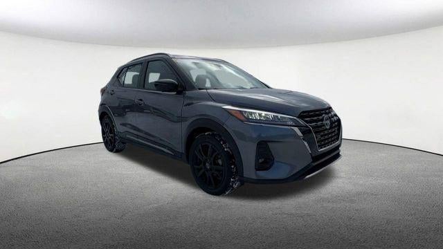 2024 Nissan Kicks SR Xtronic CVT