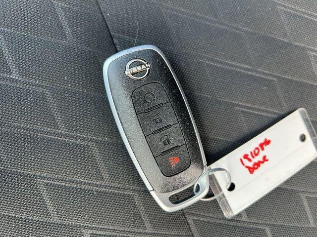 2024 Nissan Kicks SR Xtronic CVT