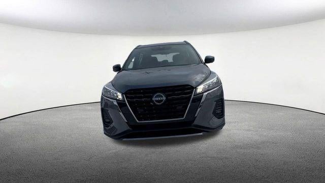 2024 Nissan Kicks SR Xtronic CVT