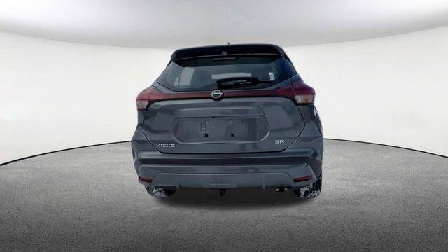 2024 Nissan Kicks SR Xtronic CVT