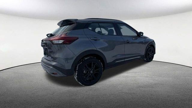 2024 Nissan Kicks SR Xtronic CVT