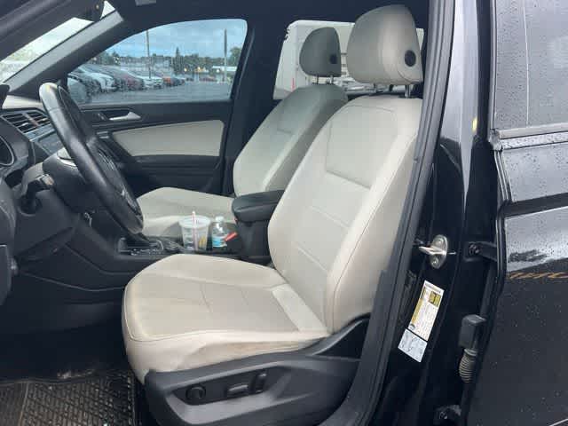 2021 Volkswagen Tiguan SE R-Line Black