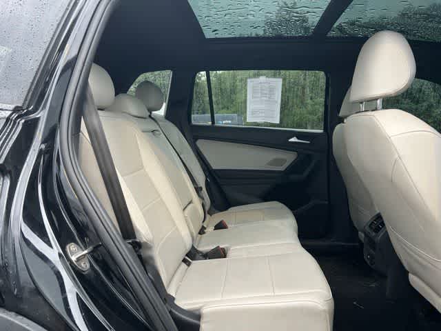 2021 Volkswagen Tiguan SE R-Line Black