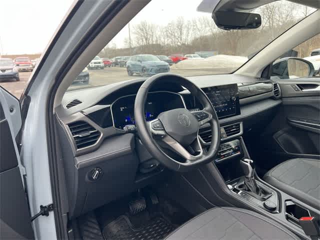 2025 Volkswagen Taos 1.5T SE Black