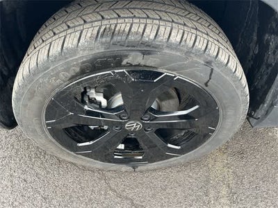 2025 Volkswagen Taos 1.5T SE Black