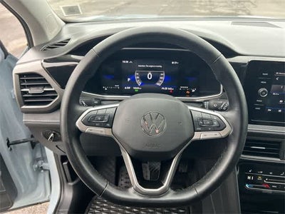 2025 Volkswagen Taos 1.5T SE Black