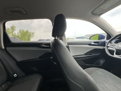 2023 Volkswagen Taos SE