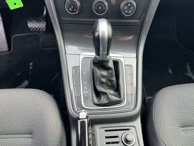 2018 Volkswagen Golf SportWagen TSI S