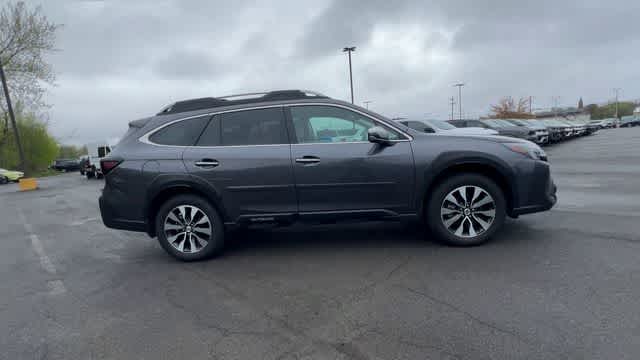 2025 Subaru Outback Touring