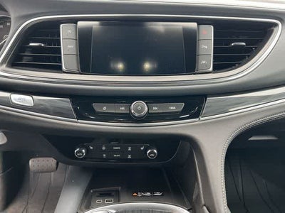 2023 Buick Enclave Essence AWD