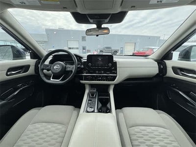 2022 Nissan Pathfinder SV 4WD