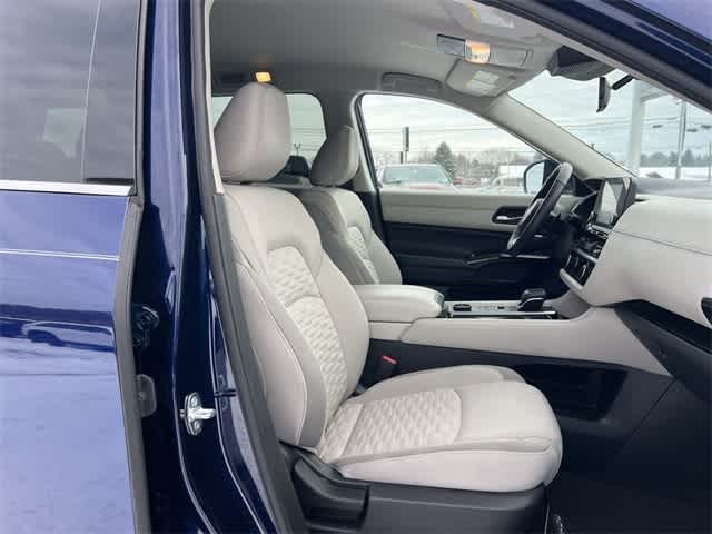 2022 Nissan Pathfinder SV 4WD