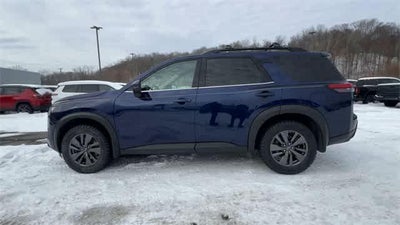 2022 Nissan Pathfinder SV 4WD