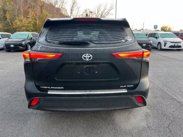 2023 Toyota Highlander XLE